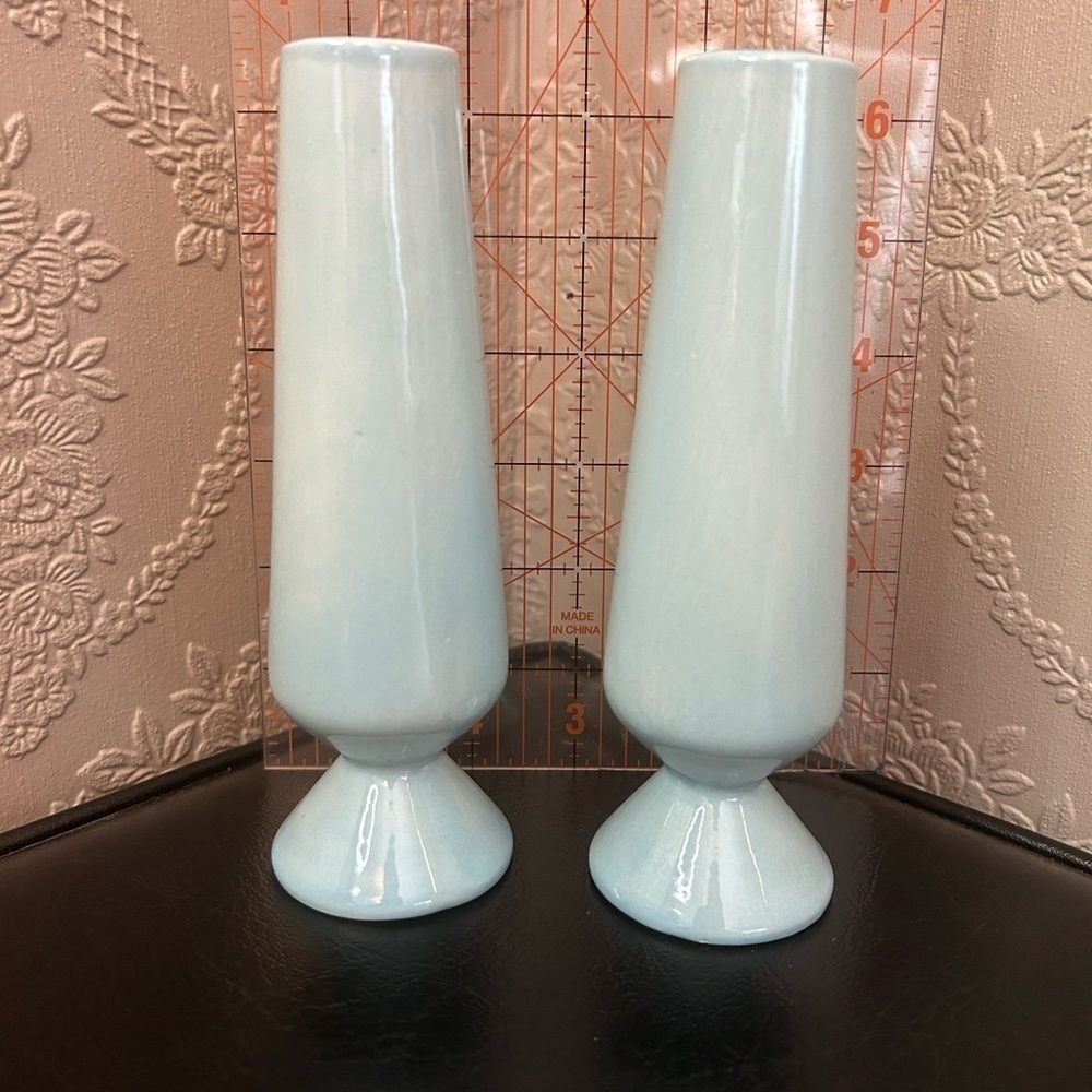 Vintage Pottery Vases MCM baby blue great condition - Picture 2 of 4